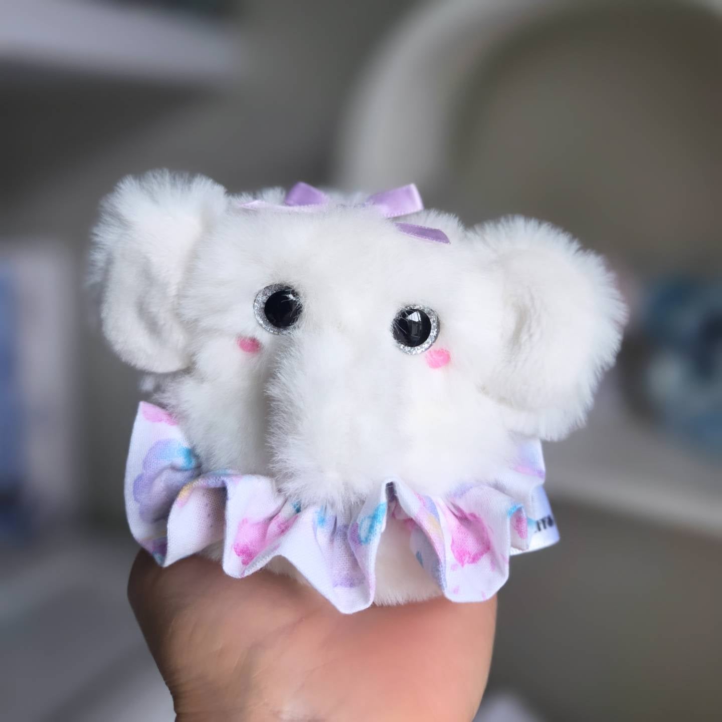 Crumb Size Cream Fluffs